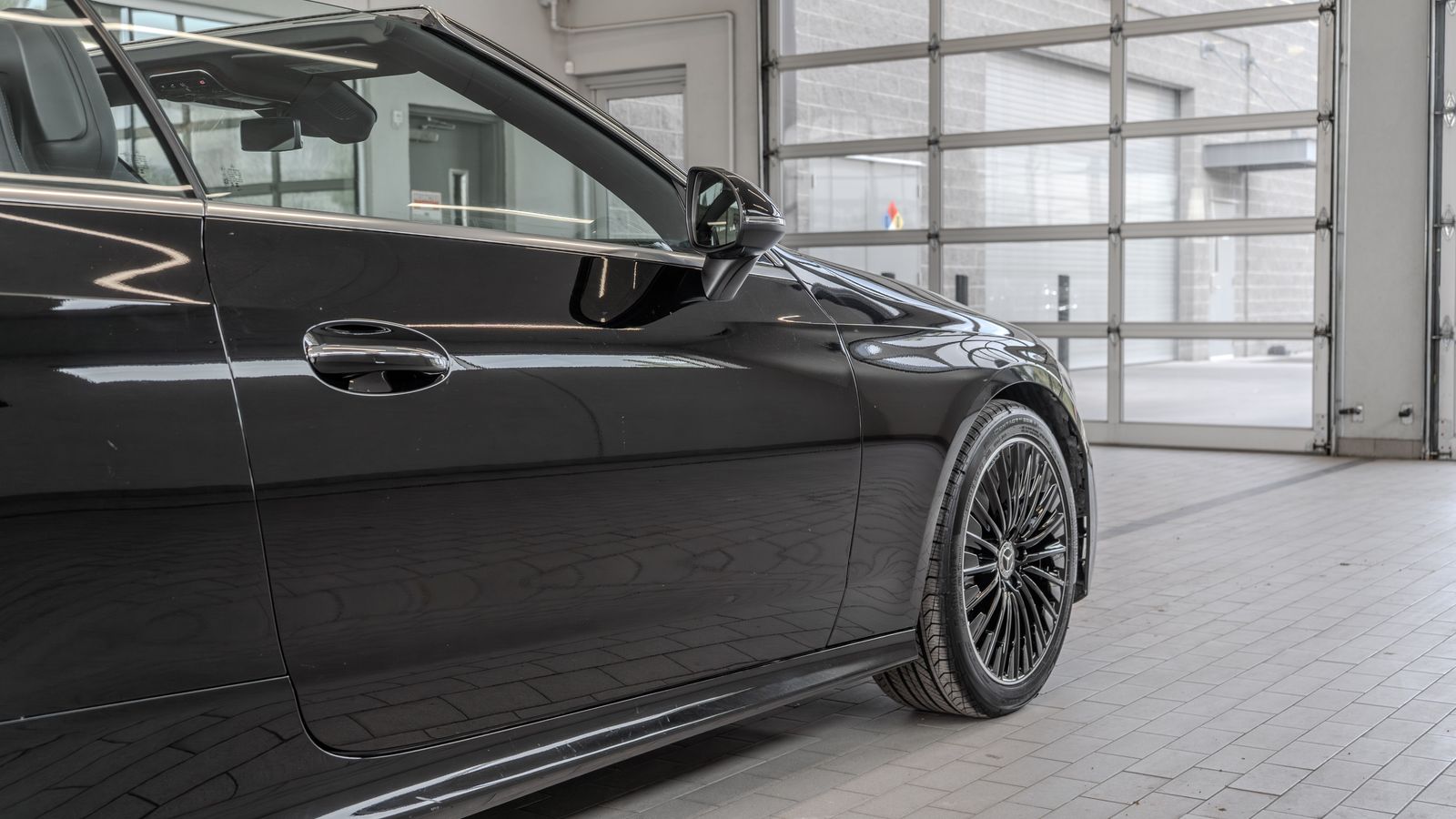 2025 Mercedes-Benz CLE CLE 300 — foto completa 26 de 37