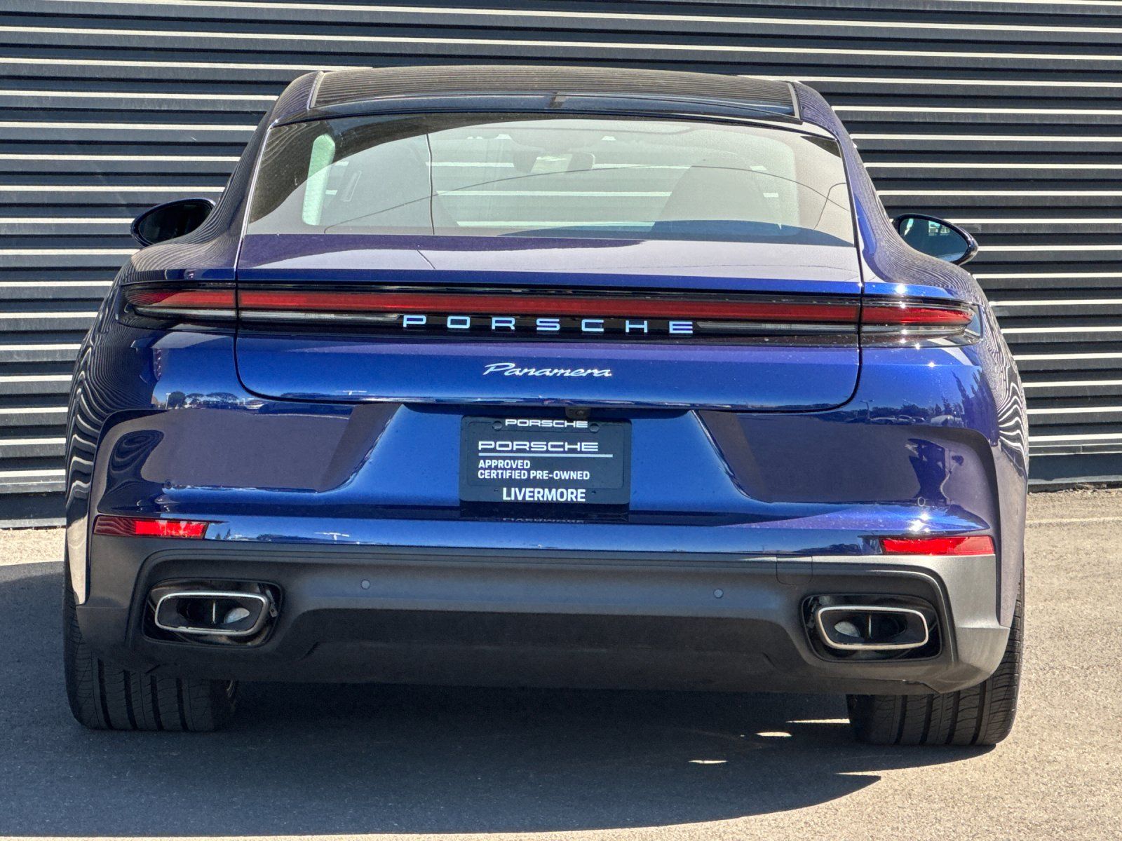 2025 Porsche Panamera 4 — foto completa 7 de 28