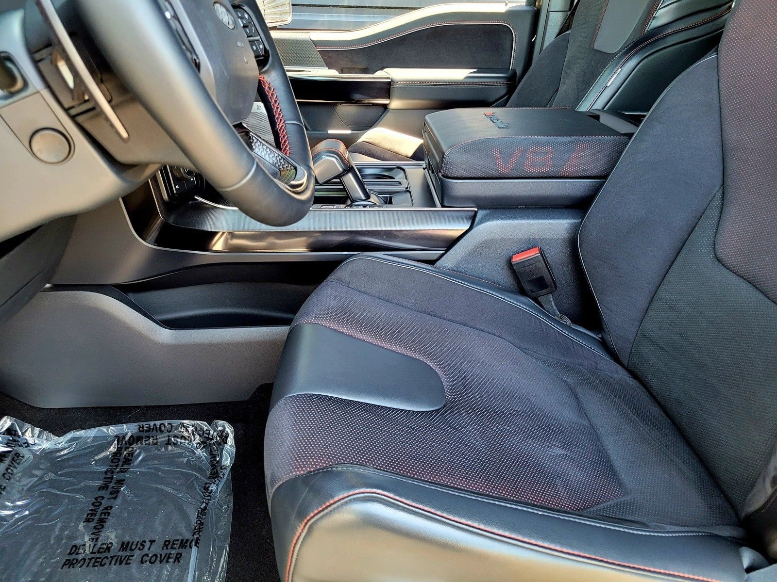 2024 Ford F-150 Raptor — foto completa 23 de 46