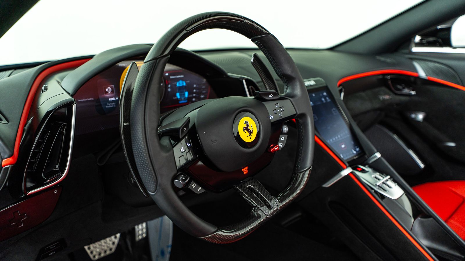 2025 Ferrari Roma Spider — full photo 5 of 41