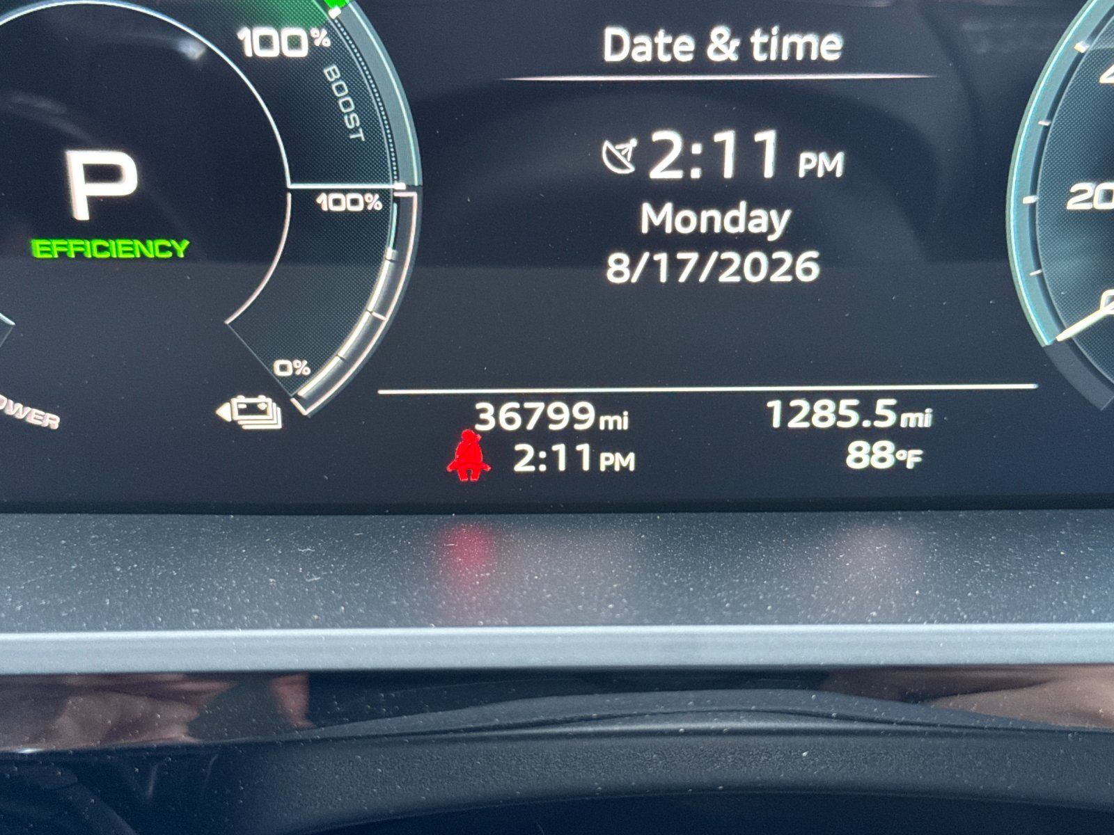 2024 Audi Q8 e-tron Premium Plus — full photo 28 of 29