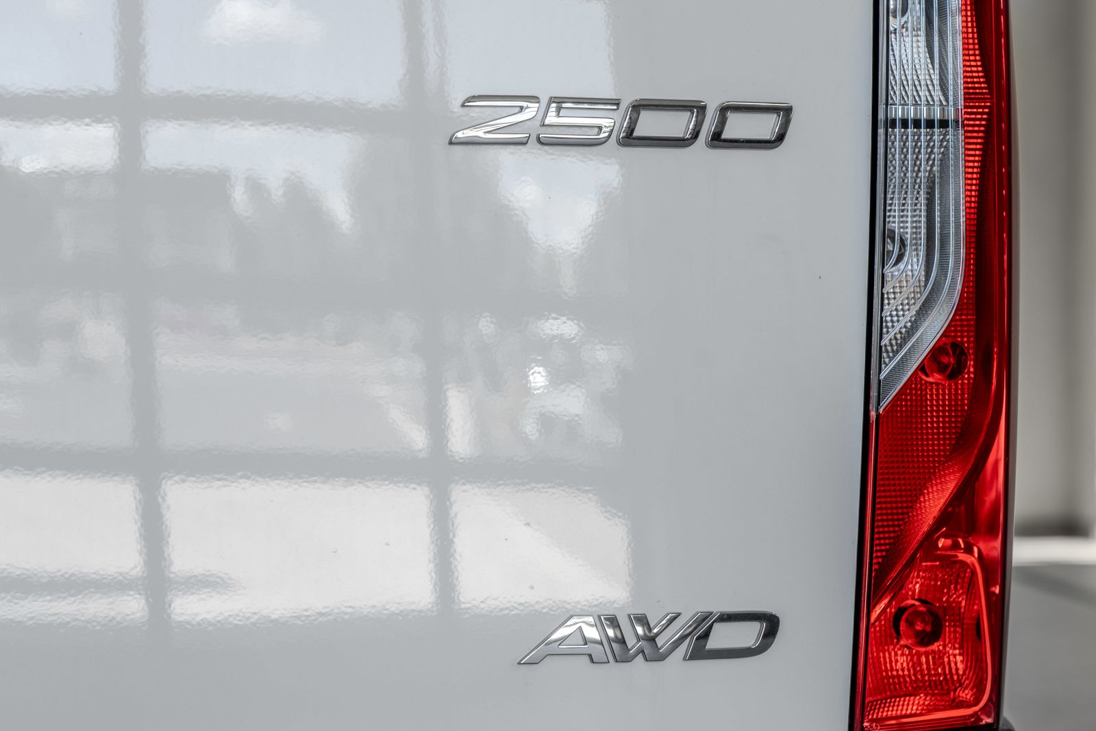 2025 Mercedes-Benz Sprinter 2500 Cargo 144 WB — foto completa 24 de 37