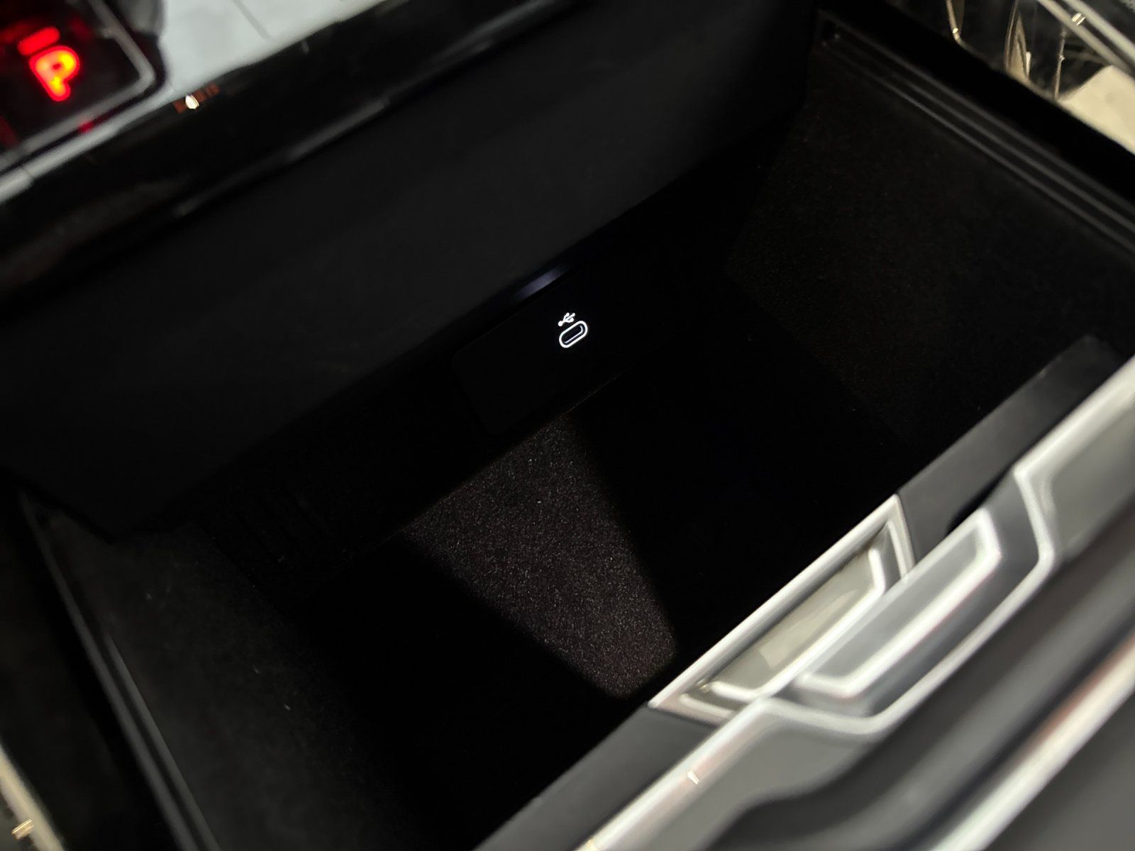 2025 Land Rover Range Rover Sport SE — foto completa 20 de 29