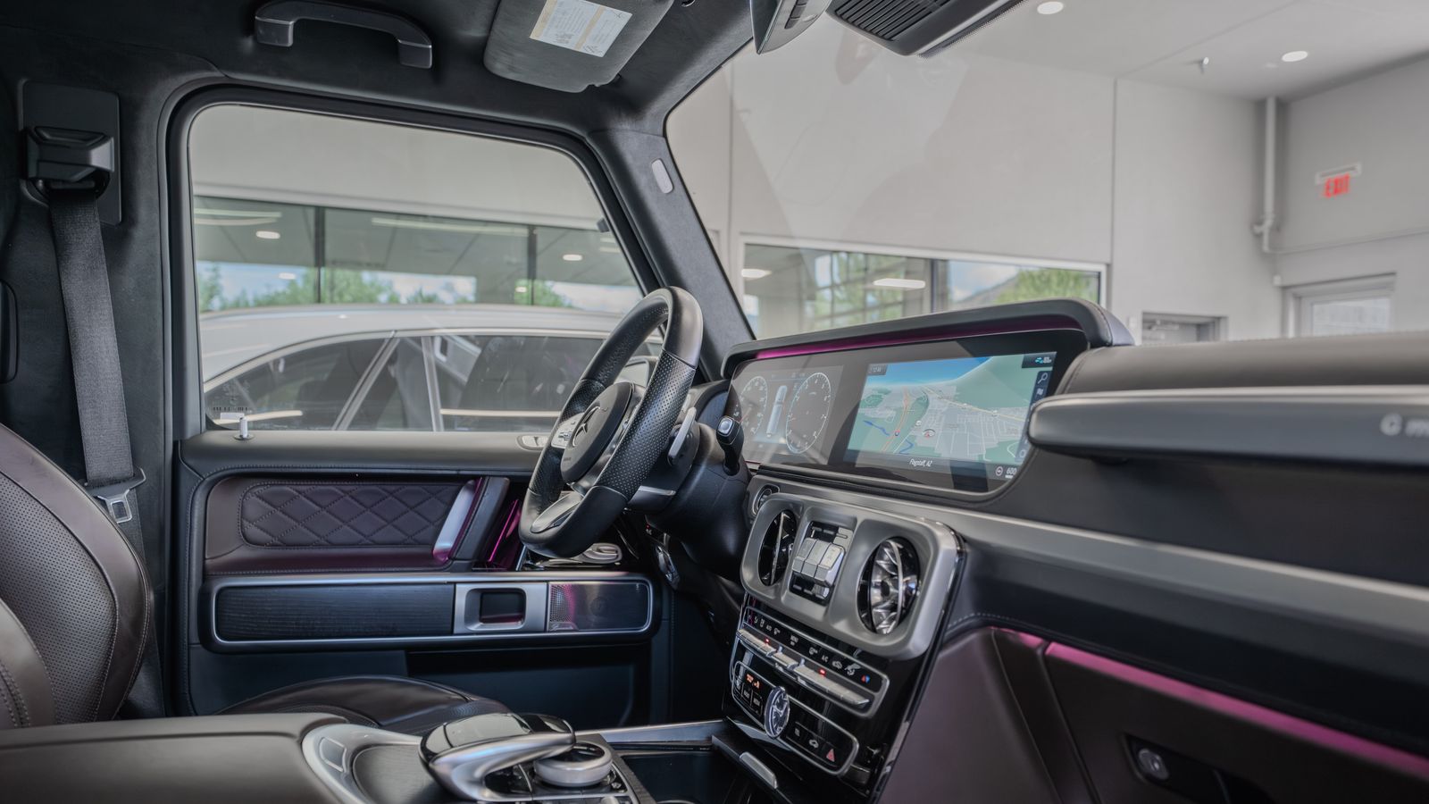 2023 Mercedes-Benz G-Class G 550 — foto completa 18 de 33