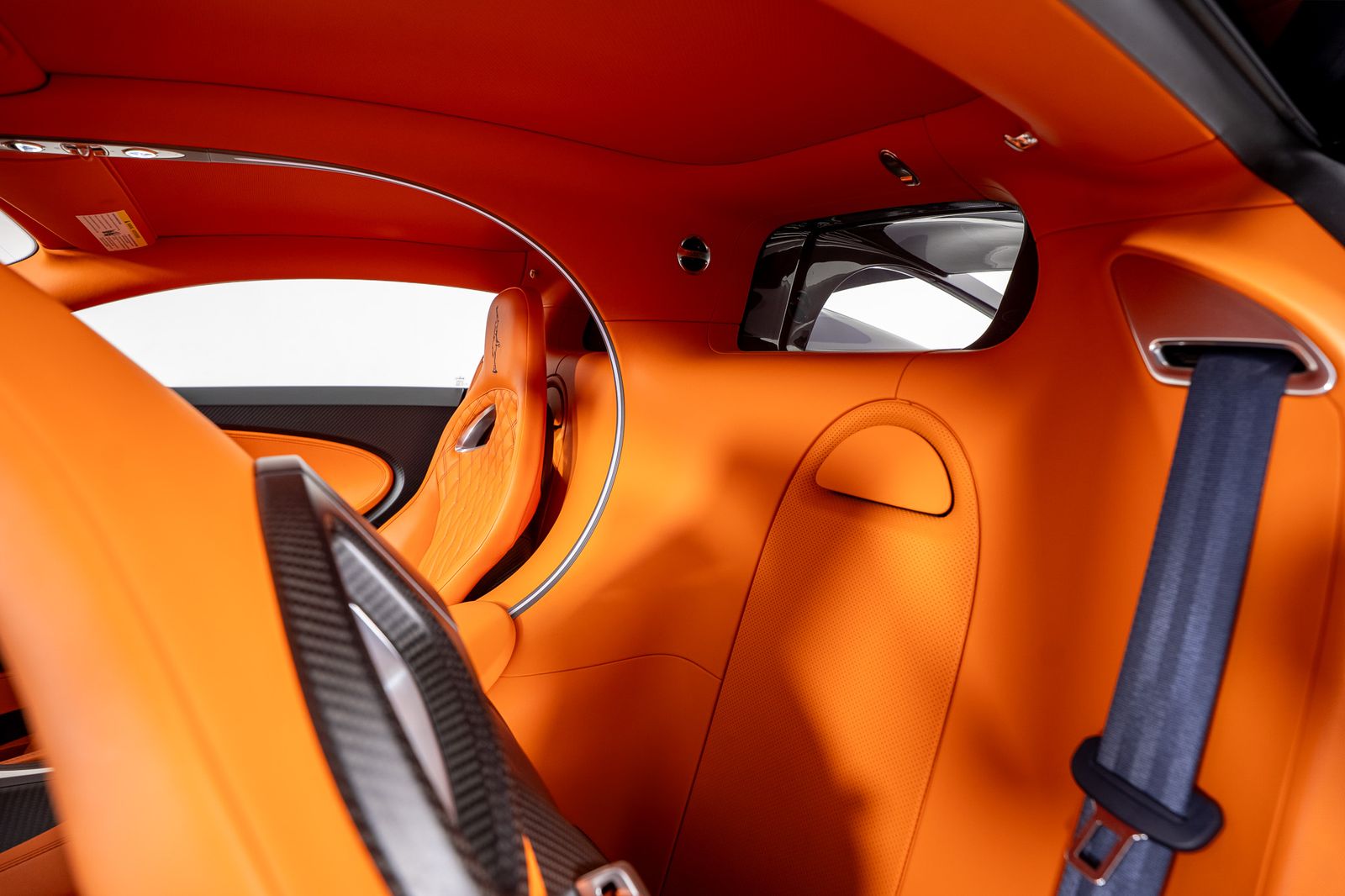 2018 Bugatti Chiron — foto completa 73 de 85