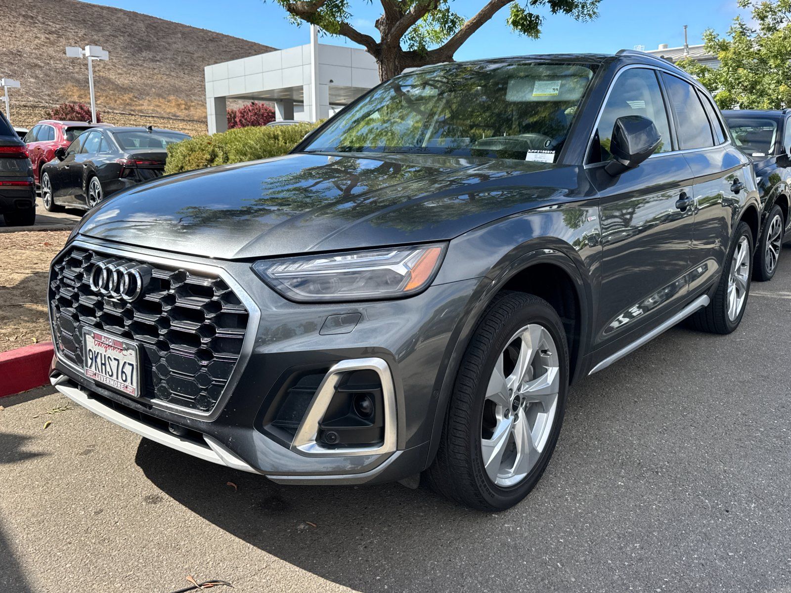 2023 Audi Q5 45 S line Prestige — foto completa 2 de 3