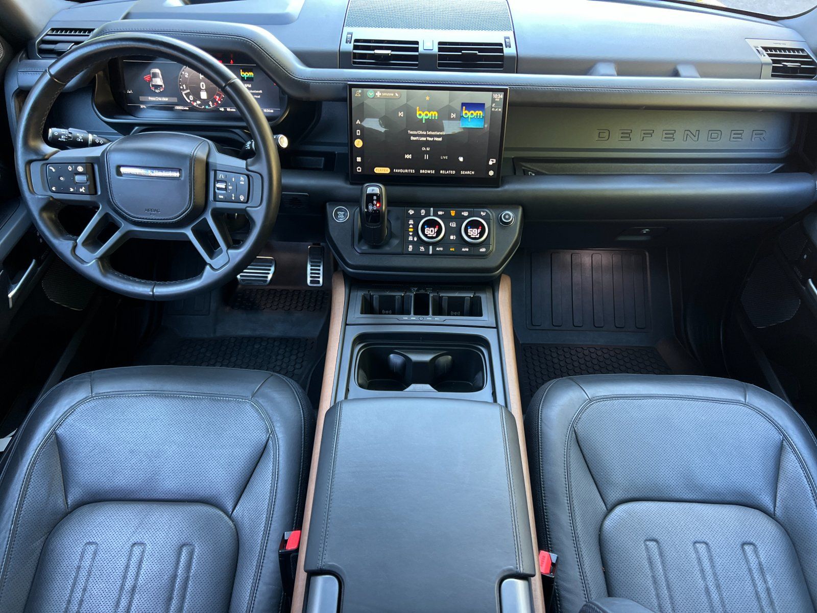 2024 Land Rover Defender 110 X — foto completa 12 de 29