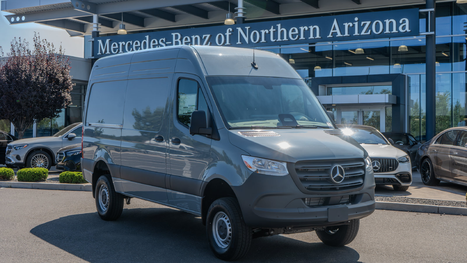 2026 Mercedes-Benz Sprinter 2500 Cargo 144 WB — foto 1 de 35
